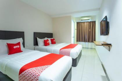 OYO 89773 New Eastern Hotel Kuala Lumpur 