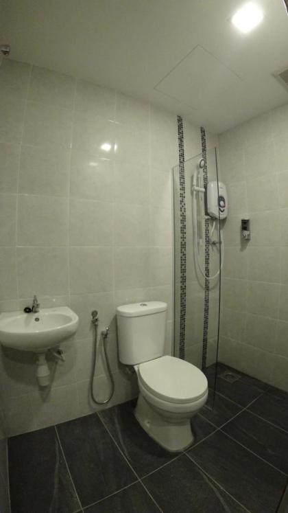 The Red Hotel - image 3