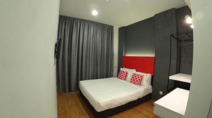 The Red Hotel - image 7