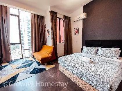 Crown1Suite (City View)Near IKEA/1Utama/TTDI - image 5