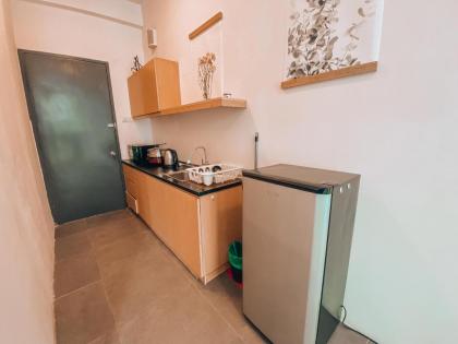 Crown5Suite (City View)Near IKEA/1Utama/TTDI - image 9
