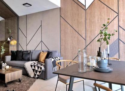 Modern Industrial Duplex Loft Ekocheras MRT 2pax Kuala Lumpur