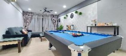 Bukit Bintang Staycation w Pool Table (10Pax) Kuala Lumpur