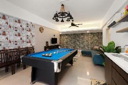 Fahrenheit Playstation w Pool Table (10pax) - image 2