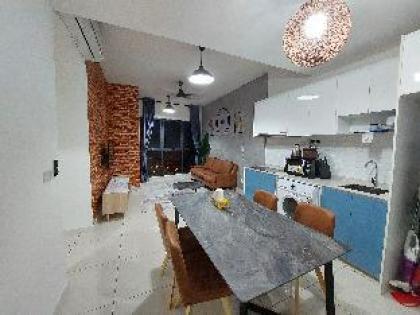 Continew Residensi  @5 Min Walking to IKEA Cheras - image 2