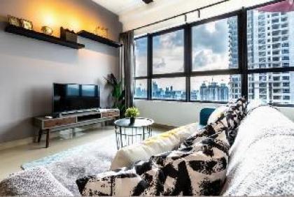 ARTE PLUS  KLCC View  Homey Two Room Apartment - image 12