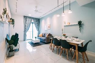 NEW!Comfy 2 BRContinew Residensi8pax near Ikea - image 5