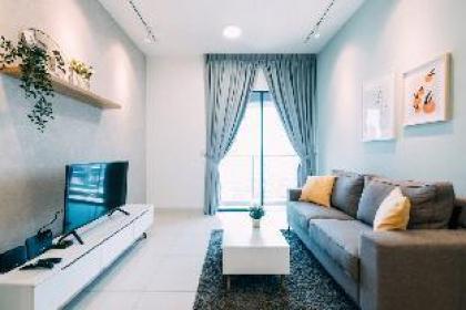NEW!Comfy 2 BRContinew Residensi8pax near Ikea - image 6