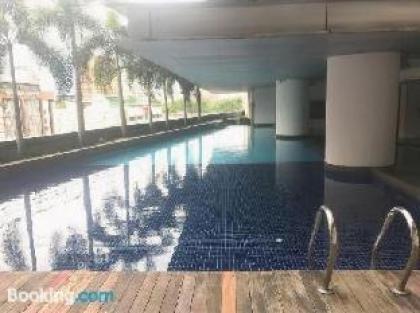 Royal Apartments at Taragon KL - image 8