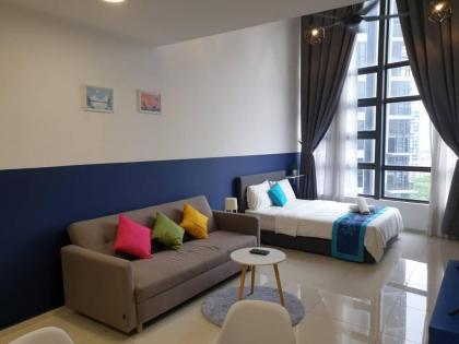 Eko Cheras Duplex. 2xQueen Bed MRT Access. 5guest - image 26