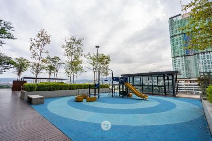 Lovely 4-bedroom condo with pool for 6 pax -Cheras - image 23