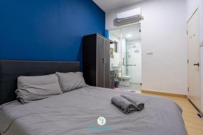 Lovely 4-bedroom condo with pool for 6 pax -Cheras - image 26