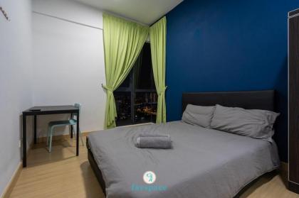 Lovely 4-bedroom condo with pool for 6 pax -Cheras - image 27