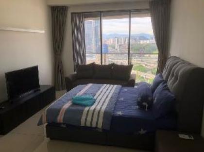 Super well maintain KL City Centre Suite For 4 pax - image 2