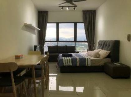 Super well maintain KL City Centre Suite For 4 pax - image 5