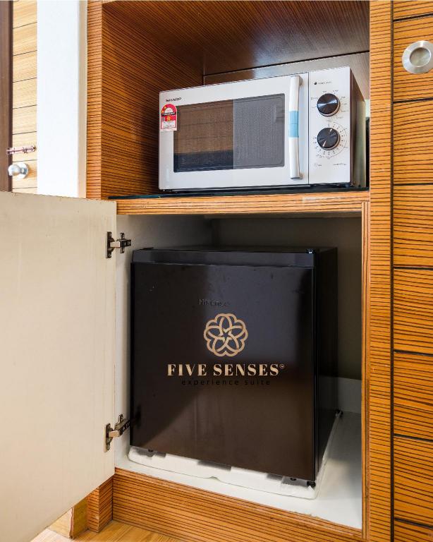 The Sentral Suites  Netflix Ready #TCH2K - image 3