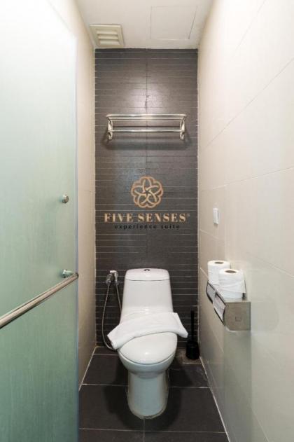 Five Senses 1 Queen Bedroom  Sweet Stay #TCH1Q - image 10