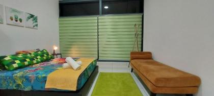 KLCC Gleneagles Apartment w Free Park & Wi-Fi  - image 22