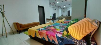 KLCC Gleneagles Apartment w Free Park & Wi-Fi  - image 27