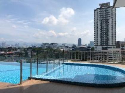 Cozy 2BR Condo in KL with Easy Access to Hotspots - image 12