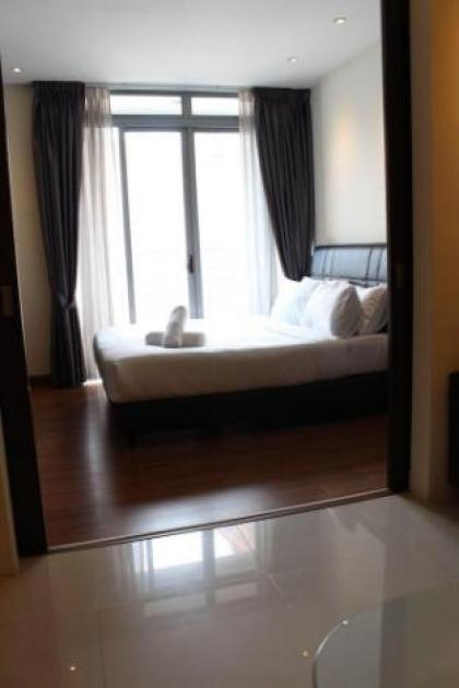 Peaceful Service Suites at Taragon Puteri Bintang - image 25