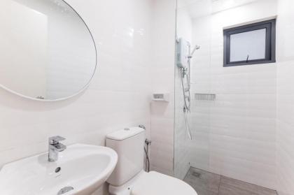 NEW! French Style 3BR 8paxMytownSunway Velocity - image 26