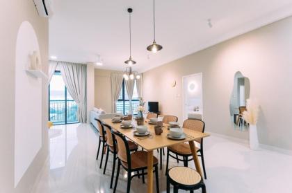 NEW! French Style 3BR 8paxMytownSunway Velocity - image 29