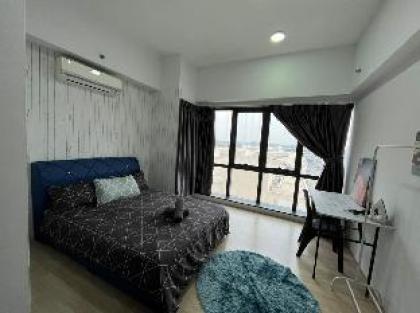 Revo/studio/bukitjalil/pavilion2/kL/4pax - image 20