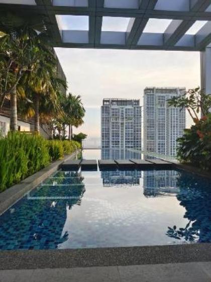 Revo/studio/bukitjalil/pavilion2/kL/4pax - image 6