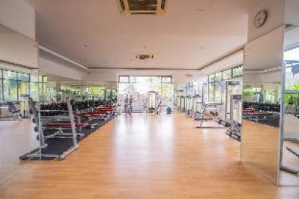 Peaceful 3-bedroom with Pool 5 pax  Wangsa Maju - image 12