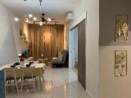 New & Modern KL City Centre Suite. For 4 Pax - image 16