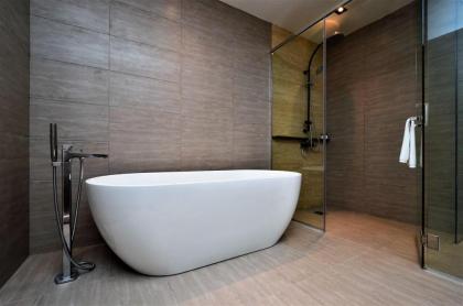 KLCC 1BR 2P Premium Suite Infinity Pool ??? ?????? - image 23