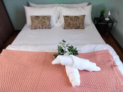 4 Bedroom Resort Suites Residence old klang road - image 29