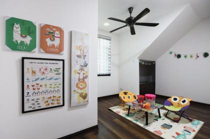 COMFY KL BUNGALOW WITH 20PAX - image 24
