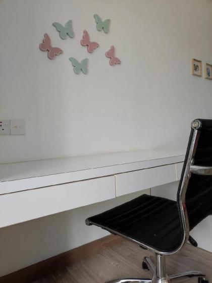 KLCC  Premium Queen bed  Ceylon Hill suites #05 - image 21