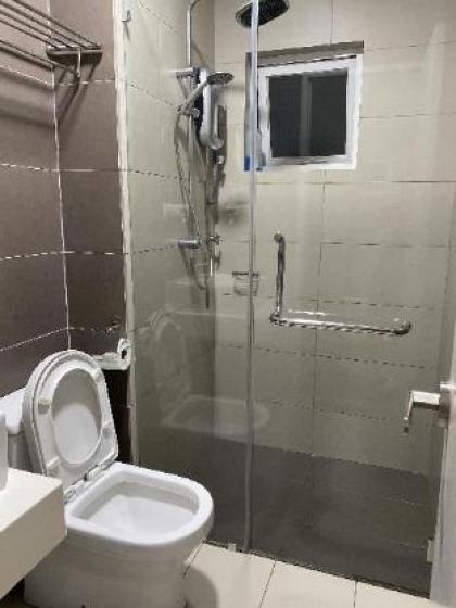 Apartment with 3 bedroom and 2 bathroom - image 7