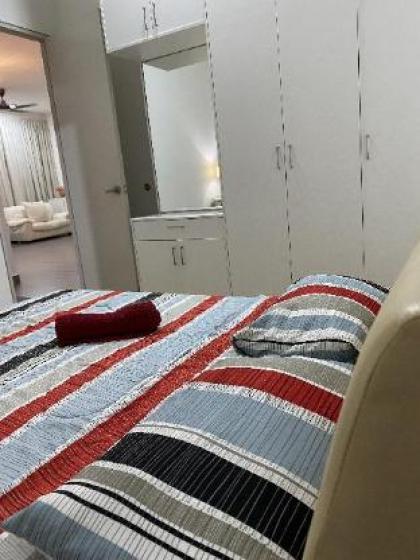 Apartment with 3 bedroom and 2 bathroom - image 8