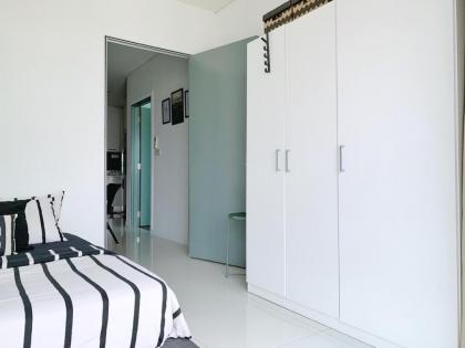 Lovely 2Br Apartment @ Bukit Bintang Walk to KLCC - image 23