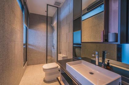 Stunning City View  KLCC  Scarletz Suites for 4 - image 8