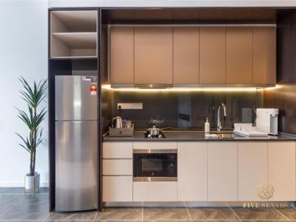 Nearby KLCC twin towers @ Scarletz Suites #Studio - image 28