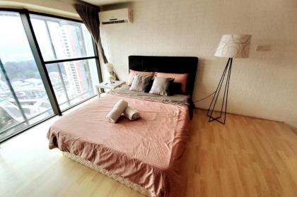 Most Romantic Panoramic Family Loft Emp Damansara - image 17