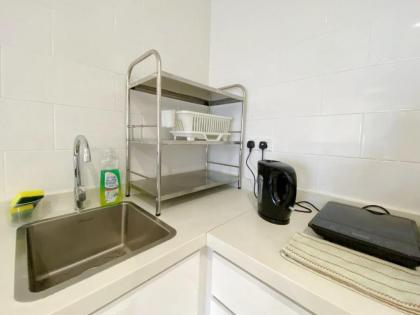 Couple Friendly 1BSuite @Arte Mont Kiara@Mitec - image 23