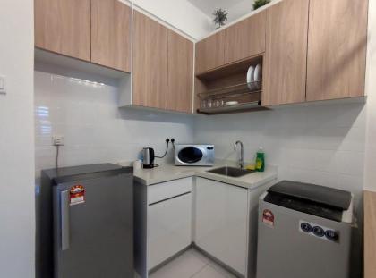 Home- Like 1BR Suite@ Arte Mont Kiara - image 10