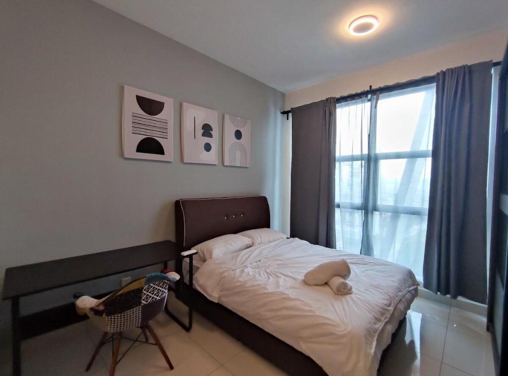 Home- Like 1BR Suite@ Arte Mont Kiara - image 4