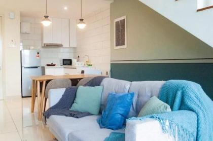 European 2 bedroom Duplex @ Arte - image 12