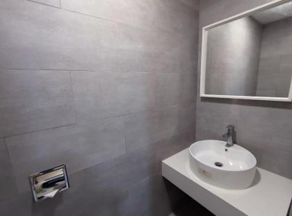 Exceptional 1Bedroom Suite @Arte Mont Kiara - image 3