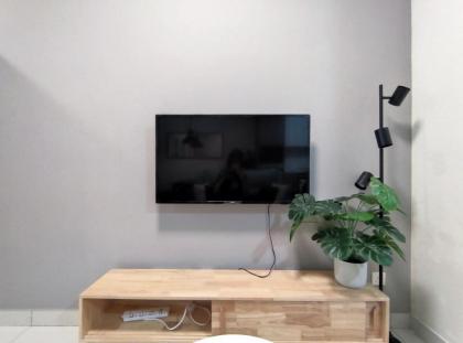 Exceptional 1Bedroom Suite @Arte Mont Kiara - image 5