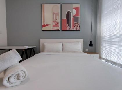Exceptional 1Bedroom Suite @Arte Mont Kiara - image 8