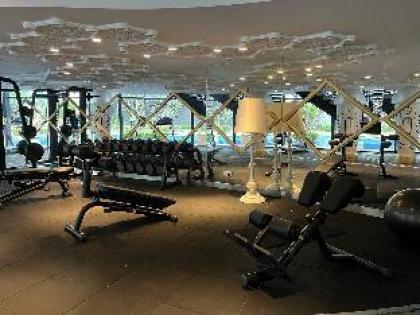 Remarkable 2BR Suite @ Arte Mont Kiara - image 16