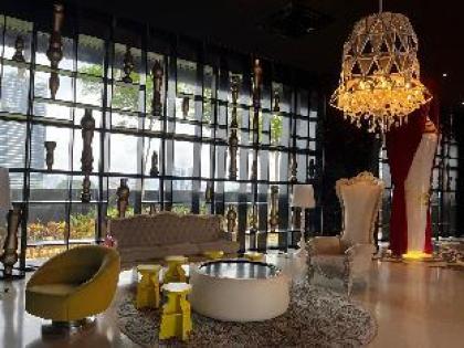 Remarkable 2BR Suite @ Arte Mont Kiara - image 17